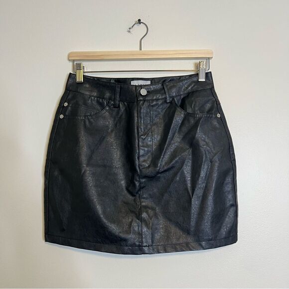 LIONESS Thank You Next Black Faux Leather Mini Skirt - Size Medium - Picture 3 of 9